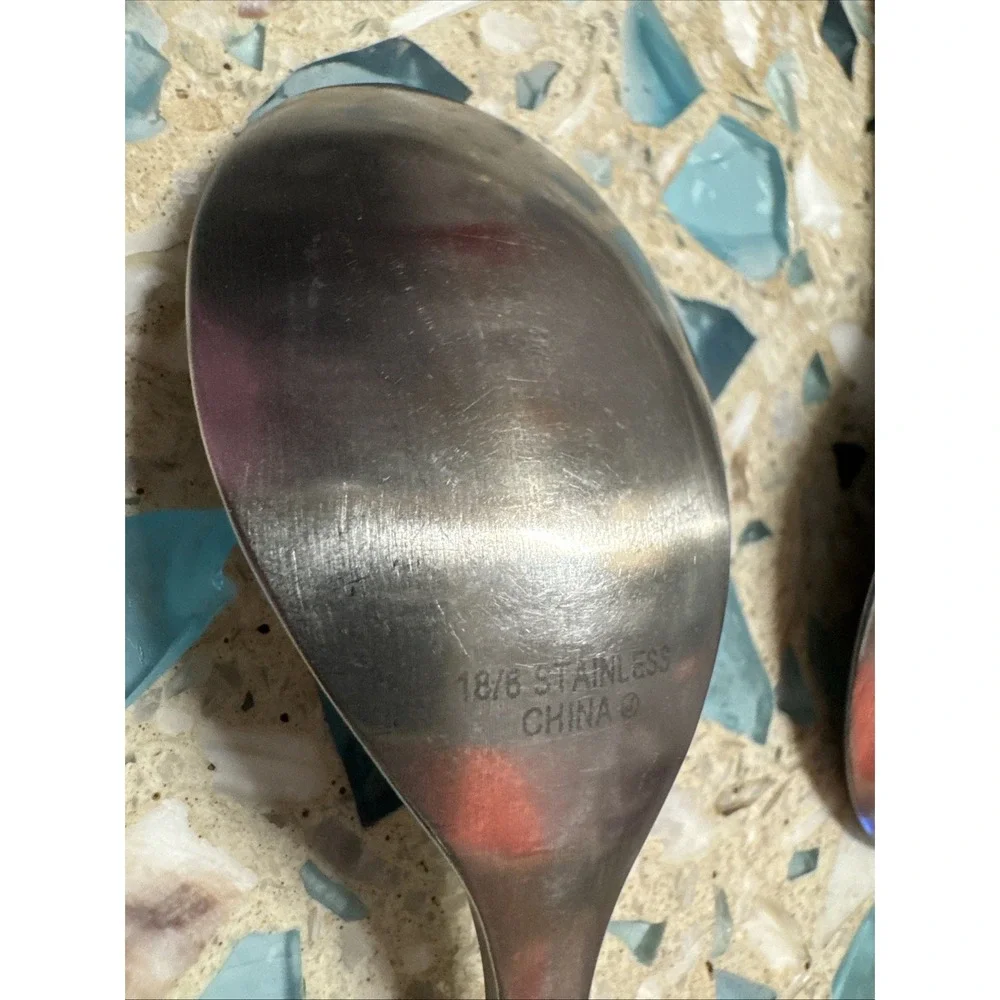 Stainless Steel 18/8 lot of 4 Cereal Spoons & 3 Soup Spoons Straight Edge Handle
